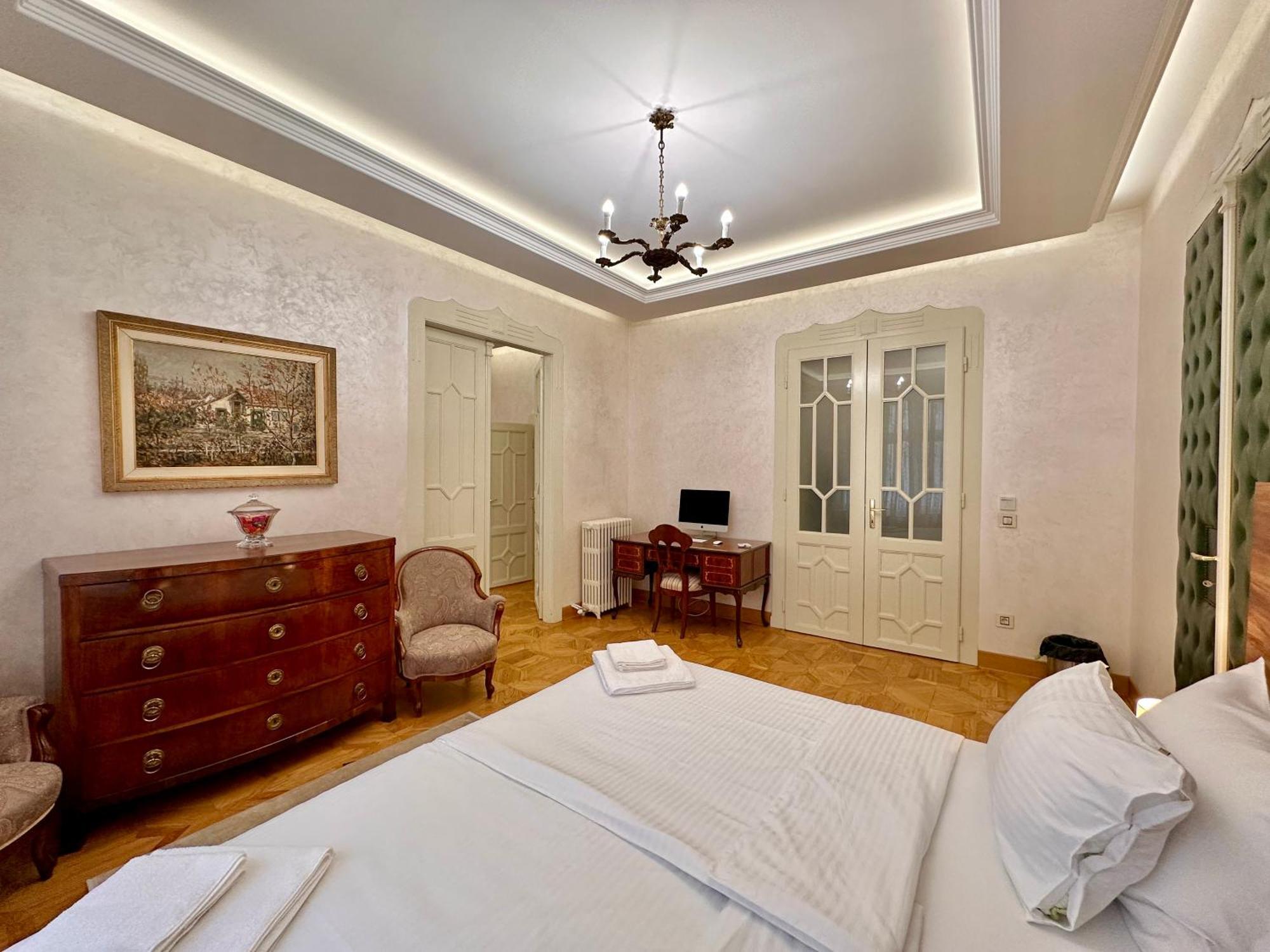 Djuras Residence In The Center Of 贝尔格莱德 外观 照片